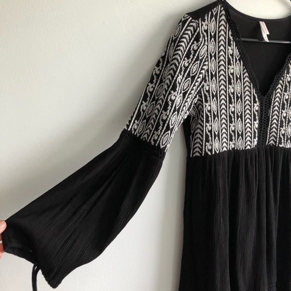 Xhilaration Sundress Black - Picture 3 of 6